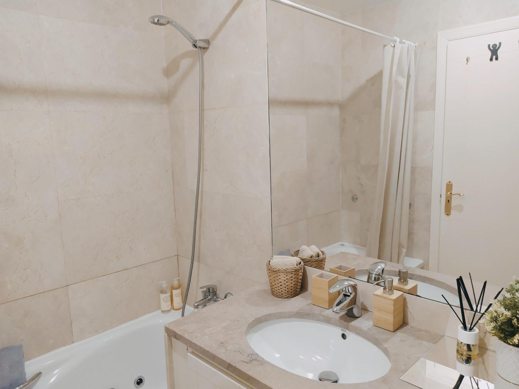 Apartment Relax Pool - Free Parking Garage Lisbon